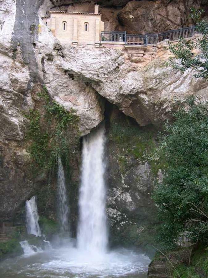 Apartamento Jardines Del Sella Apartment Cangas de Onis Exterior photo